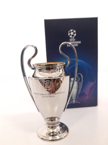 Replica uefa champions league - champions,